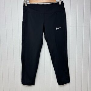 Nike Dry Fit Black Athletic Capris Size M